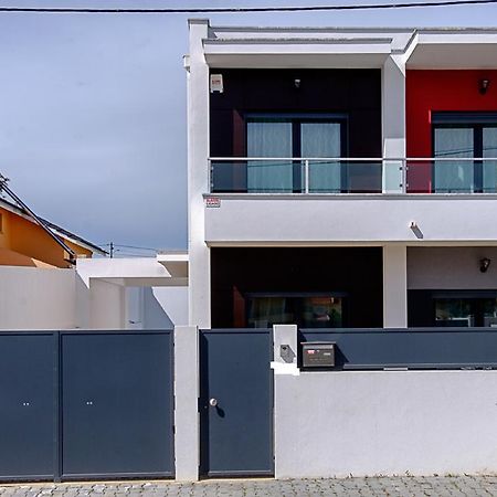 Sunset Holiday Home フェルナン・フェーロ エクステリア 写真